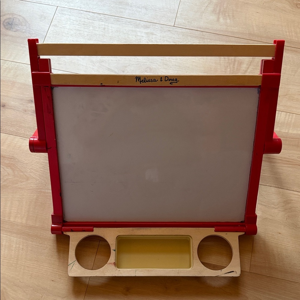 Melissa & Doug Tabletop Easle
